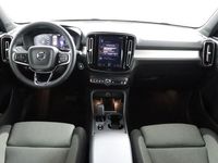 tweedehands Volvo XC40 RECHARGE T4 | Cruise control | Parkassist camera | Semi elektrische trekhaak | Stoel & stuurwielverwarming | Keyless entry |