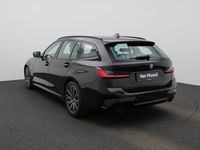 Occasion BMW 330e Basis 292 PK (214 kW) 2021 Zwart Stationwagen