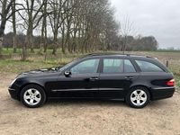 Occasion Mercedes E240 Avantgarde 177 PK (130 kW) 2004 Zwart Stationwagen