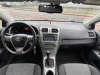 tweedehands Toyota Avensis Wagon 1.8 VVTi Business / Navi / Cruise / LM