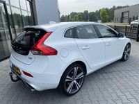 Occasion Volvo V40 R-Design 190 PK (139 kW) 2018 Wit Hatchback