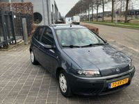 tweedehands Fiat Punto 1.2-16V ELX automaat !