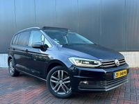 Occasion VW Touran Highline 150 PK (110 kW) 2017 Zwart MPV