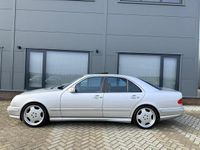 Occasion Mercedes E55 AMG AMG 354 PK (260 kW) 2001 Grijs (metallic) Sedan