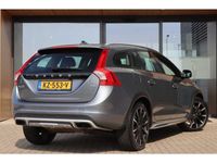 tweedehands Volvo V60 CC T5 AWD Summum | Schuif-/kanteldak | Parkeercamera