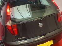 Occasion Fiat Punto 60 PK (44 kW) 2004 Zwart Hatchback
