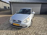 Occasion Hyundai Accent Dynamiq 97 PK (71 kW) 2006 Grijs Hatchback
