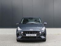 Occasion Hyundai i10 Comfort 67 PK (49 kW) 2023 Grijs (metallic) Hatchback