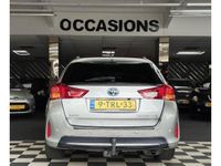 tweedehands Toyota Auris Touring Sports 1.8 Hybrid Camera PDC Stoelverw Panodak Navi