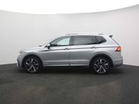 tweedehands VW Tiguan Allspace R-Line 7p. 1.5 TSI 150pk DSG Automaat Trekhaak, Panoramadak, 3e zitrij, Achteruitrijcamera, LED matrix koplampen, Adaptive cruise control, Stoelverwarming, Navigatie, Verwarmde voorruit, Parkeersensoren