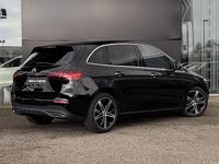 Occasion Mercedes B180 Luxury 136 PK (100 kW) 2025 Zwart MPV