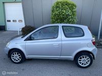 Occasion Toyota Yaris Terra 68 PK (50 kW) 1999 Grijs Hatchback