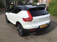 tweedehands Volvo XC40 1.5 T5 TWIN ENGINE R-DESIGN