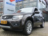 tweedehands Suzuki Grand Vitara 2.4 Exclusive AUTOMAAT 5-deurs 4x4 Airco / Trekhaa