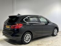 tweedehands BMW 218 2-SERIE Active Tourer i High Executive | Navigatie | Lederen Bekleding | Voorstoelen Verwarmd | Cruise Control | LM Velgen 16" |