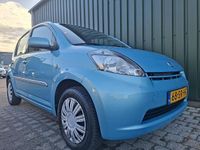 Occasion Daihatsu Sirion 87 PK (63 kW) 2006 Blauw Hatchback