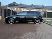Occasion VW Golf VII R 301 PK (221 kW) 2016 Zwart Hatchback