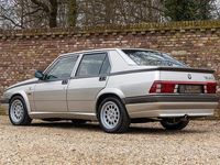 Occasion Alfa Romeo 75 1988 Grijs Sedan