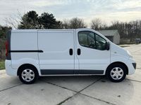 tweedehands Renault Trafic 2.0 dCi L1 H1 airco trekhaak achterklep euro 5