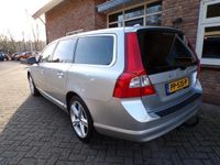 tweedehands Volvo V70 2.0 T5 Momentum Automaat / Leder