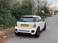 tweedehands Mini Cooper S 1.6174PK JCW PAKKET! LEDER/XENON/CRUISE! SUPER MOOIE A