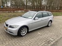 Occasion BMW 330 Executive 231 PK (169 kW) 2006 Zilver Stationwagen
