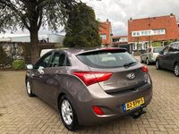 tweedehands Hyundai i30 1.6 GDI-Navi-Clima-Cruise-Camera-Velgen-Trekhaak