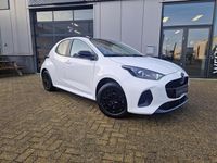 Nieuw Mazda 2 Prime-Line 116 PK (85 kW) 2026 Lunar white (wit metallic) Hatchback