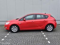 Occasion Opel Astra Edition 120 PK (88 kW) 2012 Rood Hatchback