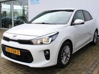 tweedehands Kia Rio 1.0 TGDI DynamicPlusLine | Incl. 1 jaar Garantie | 1e Eigenaar | Parkeersensoren achter | Achteruitrijcamera | Navigatie | Airco | Cruise controle | Apple Carplay/Android Auto | Keyless entry/start | Lane assist | 16 Inch LMV | Origineel NL auto |