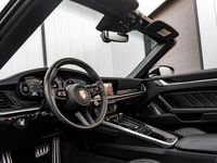 tweedehands Porsche 911 Turbo S Cabriolet Cabriolet (992) Turbo S - Deep Black Metallic