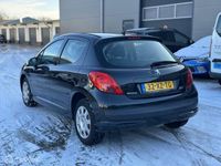 tweedehands Peugeot 207 1.4 XT