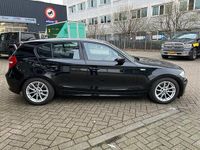 Occasion BMW 118 Executive 143 PK (105 kW) 2007 Zwart Hatchback
