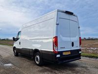 tweedehands Iveco Daily 35S14V 2.3 352 H2 L - 140 Pk - Euro 6 - Climate Control - Cruise Control