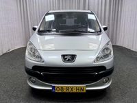Occasion Peugeot 1007 73 PK (53 kW) 2005 Grijs MPV
