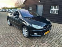 Occasion Peugeot 206 136 PK (100 kW) 2005 Zwart Cabriolet