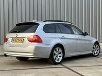 tweedehands BMW 325 325 Touring XI High Executive Leder - Pano - Navi -