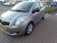 Occasion Toyota Yaris 69 PK (50 kW) 2007 Grijs Hatchback