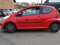 Occasion Peugeot 107 68 PK (50 kW) 2006 Rood Hatchback