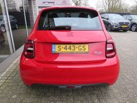 tweedehands Fiat 500e RED 42 kWh Automaat navi/16"LM /clima/stoelverwarming