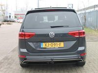 tweedehands VW Touran 1.5 TSI Highline Business 3X R-Line Grey Huurkoop