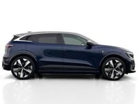 Occasion Renault Megane E-Tech Iconic 160 kW (218 PK) 2022 Blauw Hatchback