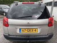 tweedehands Peugeot 207 Outdoor SW 1.6 VTi XS airco panoramadak