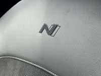 tweedehands Hyundai Kona 1.6 GDI HEV N Line / Navigatie / Elektrisch verstelbare stoelen / Stoelverwarming+verkoeling / 360* Camera / Bose audio /