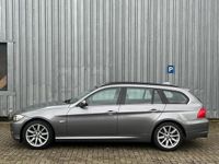 tweedehands BMW 320 3-SERIE Touring i LCI High Executive / Xenon / PDC V+A