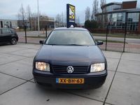 tweedehands VW Bora 1.6 Highline NAP-dealer onderhouden! Clima, elek pakket, NL auto, UNIEK! SALE!