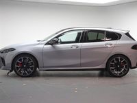 Occasion BMW 120 Executive 156 PK (114 kW) 2025 Grijs Hatchback