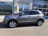 tweedehands VW T-Cross - 1.0 TSI Style / AUTOMAAT/ CAMERA/ PARK. SENSOREN/ STOEL VERWARM./ KEYLESS/ ADAPT. CRUISE/ APP CONNECT/ CLIMA/ DAB/ 17" LMV/