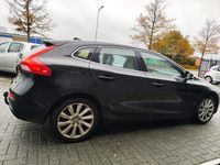 Occasion Volvo V40 Momentum 114 PK (83 kW) 2012 Zwart Hatchback