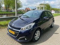 tweedehands Peugeot 208 1.2 PureTech Blue Lion airco cruis control navigatie elektrische ramen